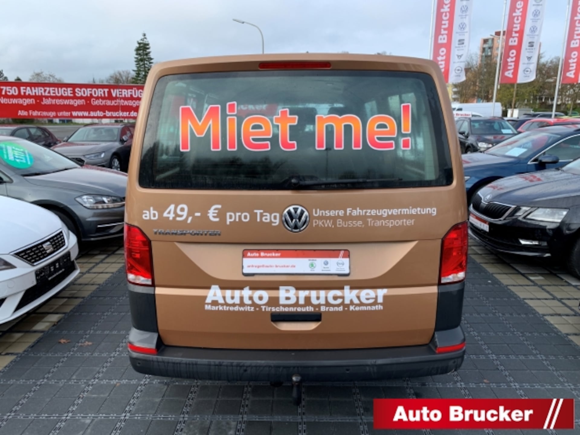 Volkswagen T6.1 Transporter Kombi langer Radstand