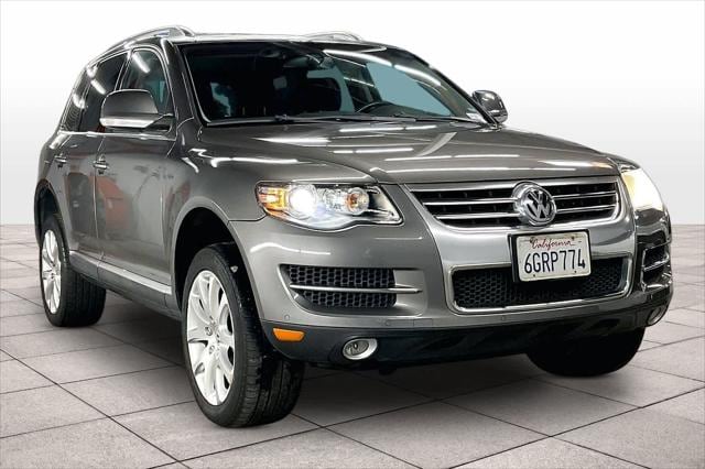 Used 2008 Volkswagen Touareg 2 V8 with VIN WVGCB77L18D047487 for sale in Sacramento, CA