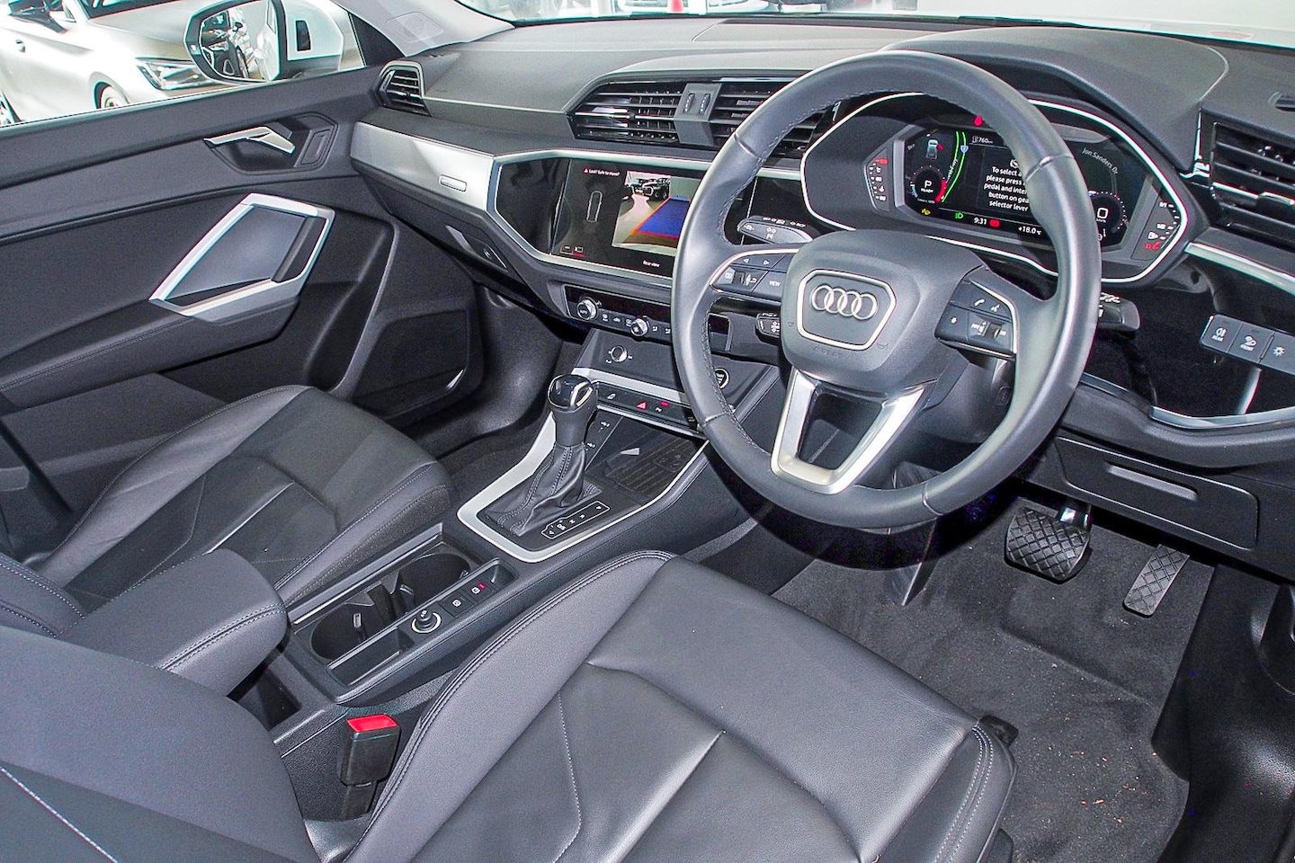 Image about Audi Q3 35 TFSI S tronic