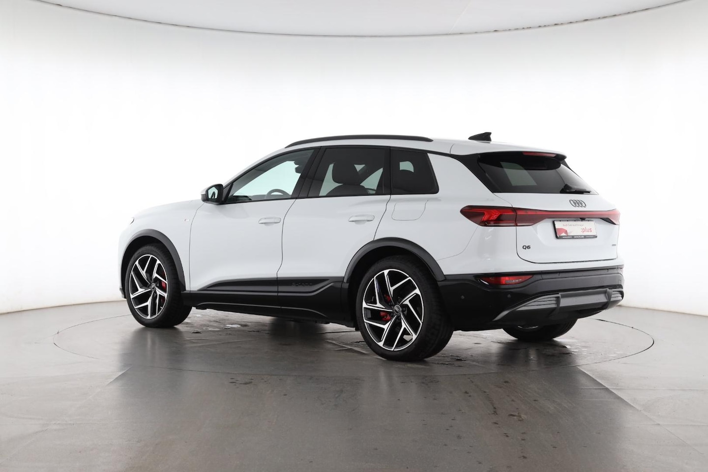 Bild über Audi Q6 SUV e-tron e-tron quattro - für weitere Informationen kontaktieren Sie den Audi Partner
