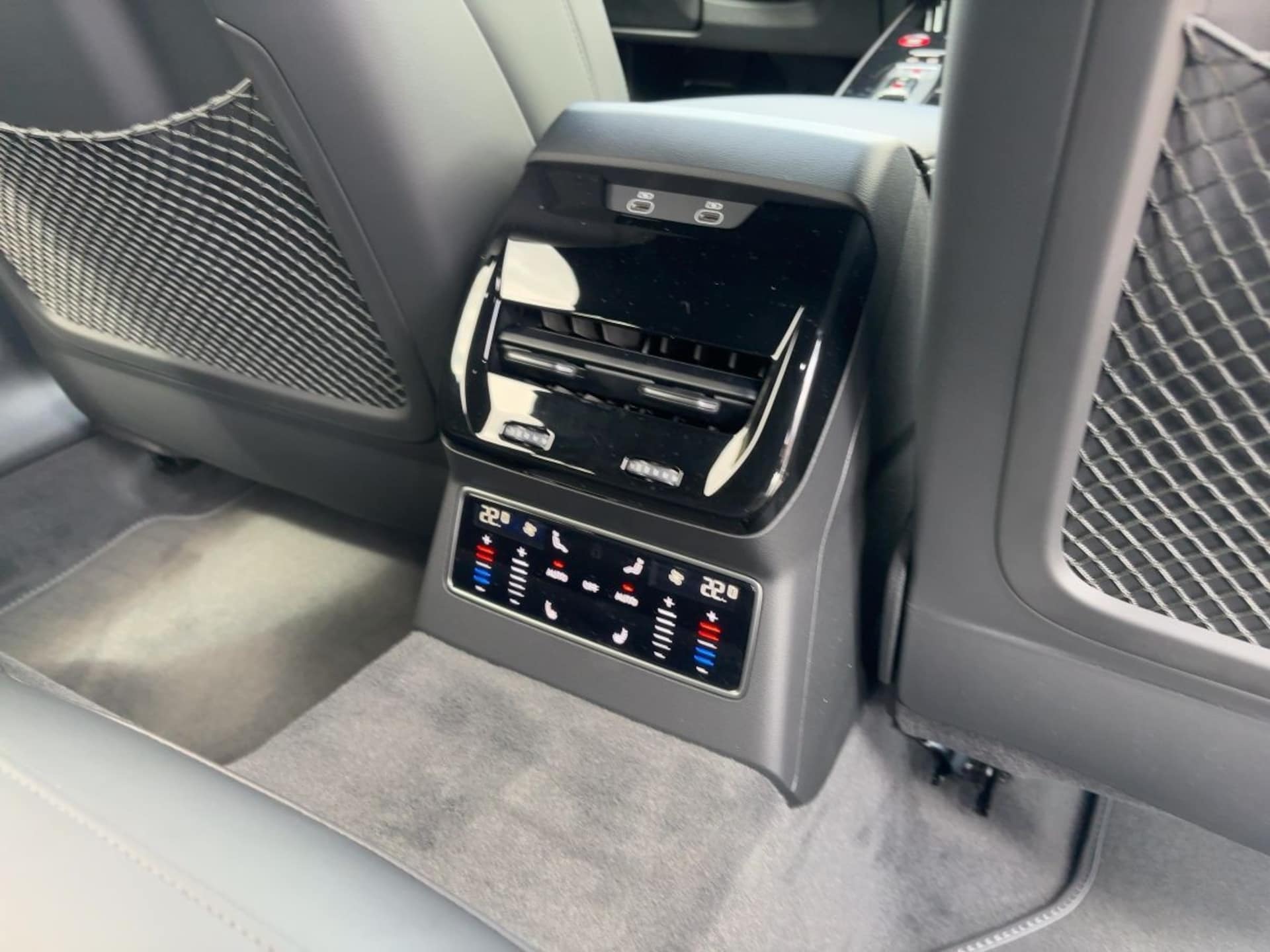 Audi A6 Avant e-hybrid