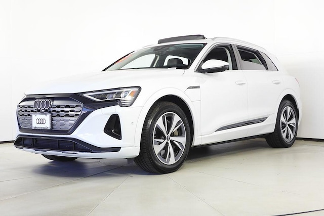 2024 Audi Q8 e-tron