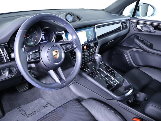 2023 Porsche Macan
