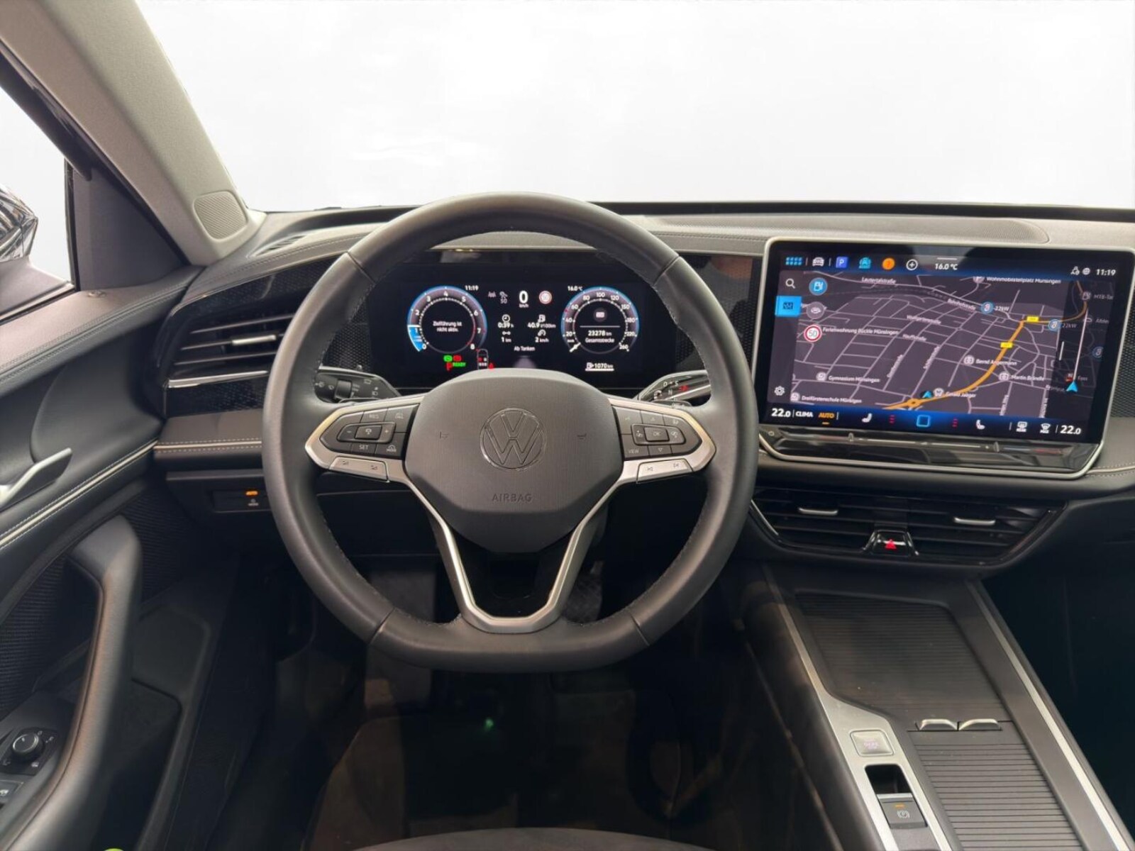 Volkswagen Passat – Bild 13