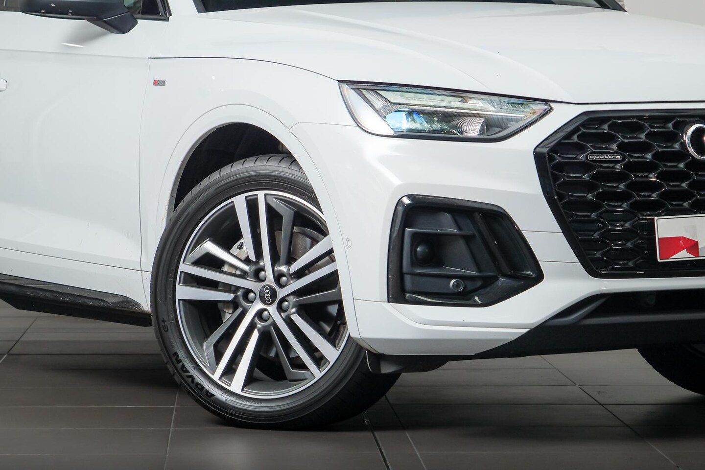 Image about Audi Q5 Sportback 40 TDI quattro S tronic