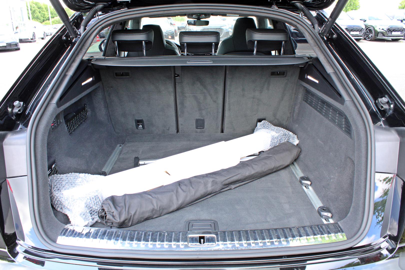 Image about Audi RS Q8 TFSI quattro tiptronic