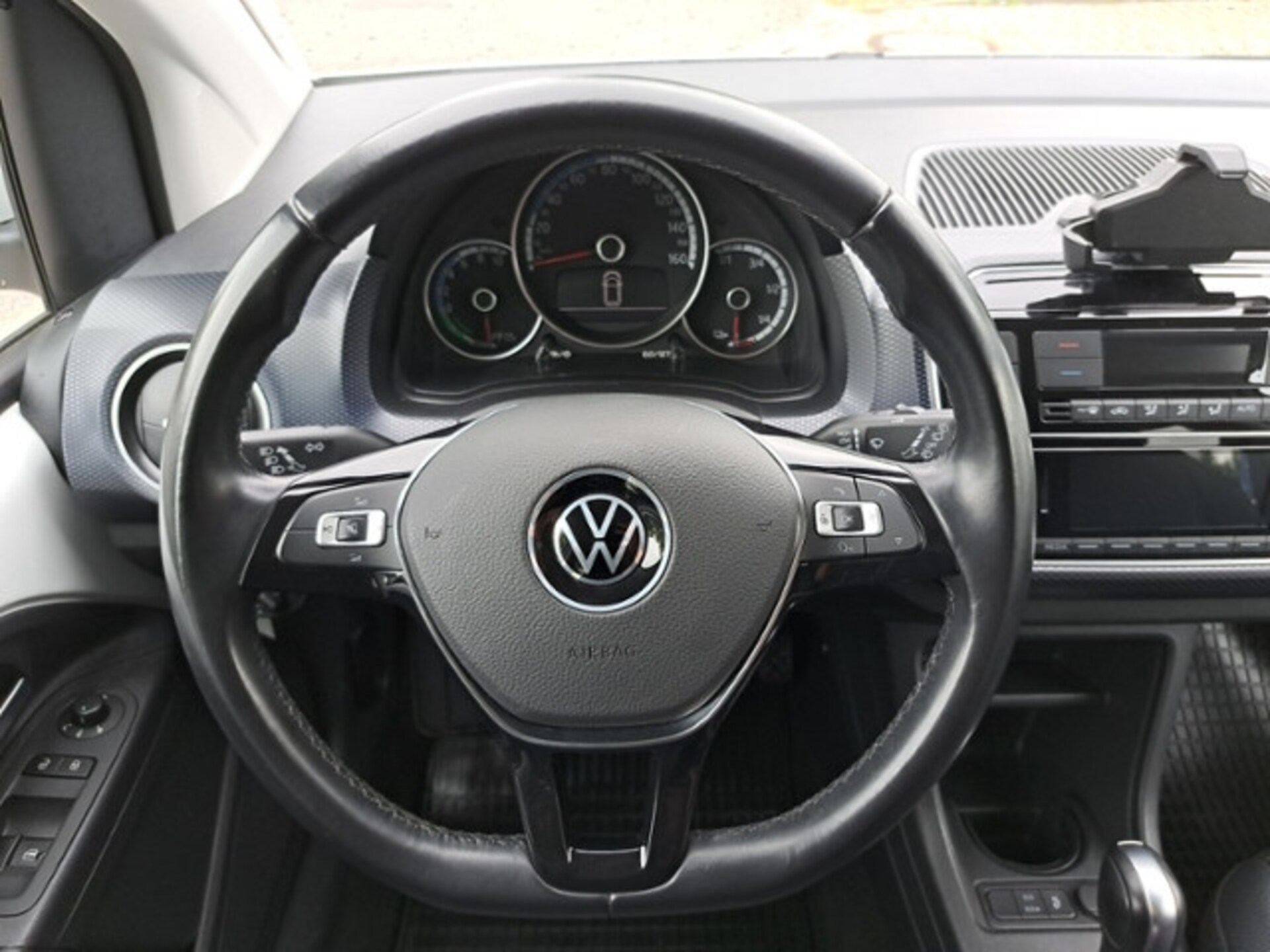 Volkswagen e-up! UNITED