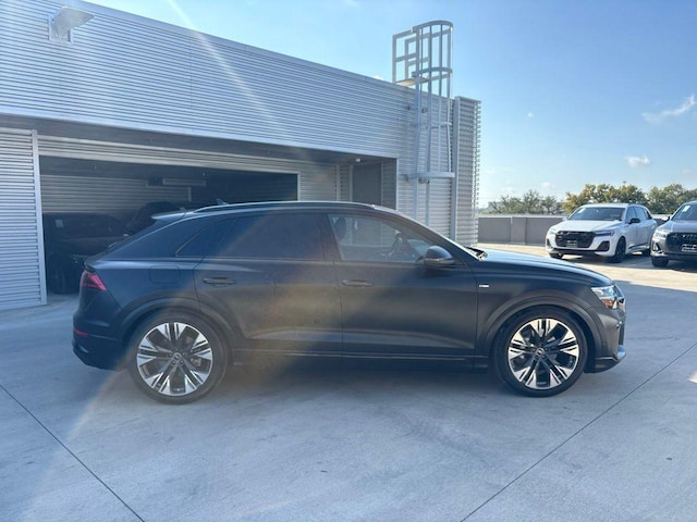 2026 Audi Q8