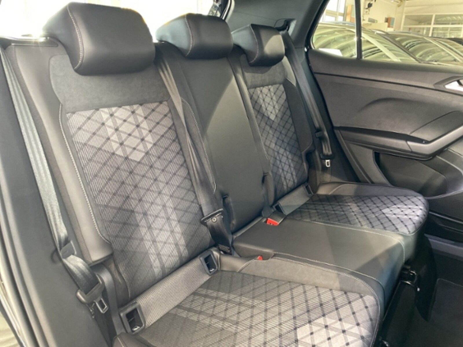 Volkswagen T-Cross – Bild 18