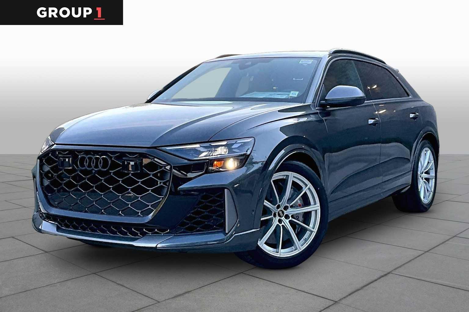 2026 Audi RS Q8 -'s photo