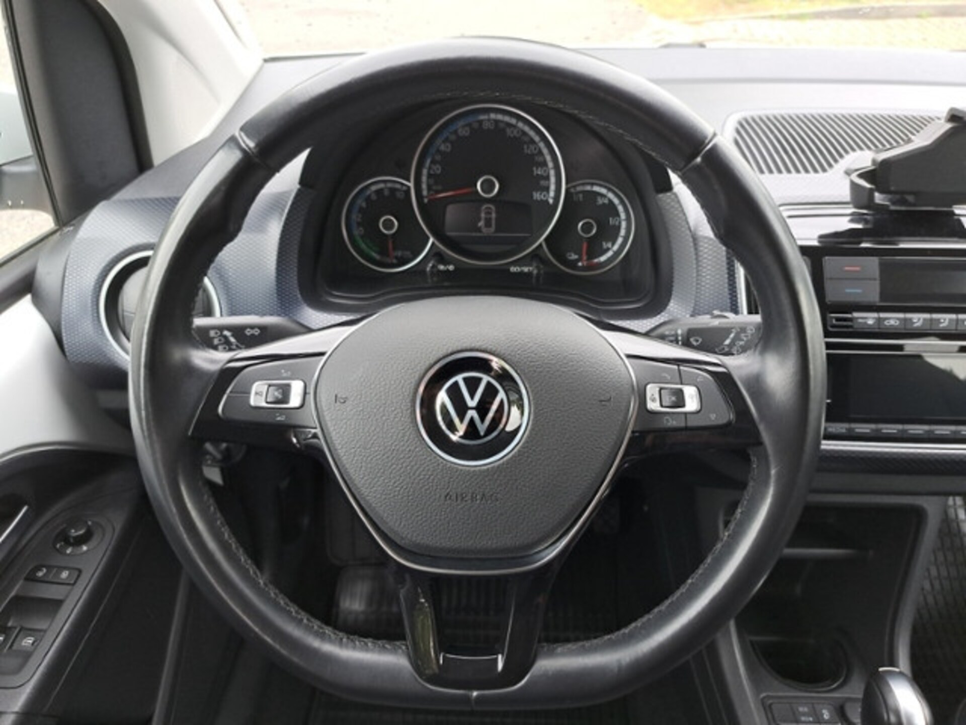 Volkswagen e-up! UNITED
