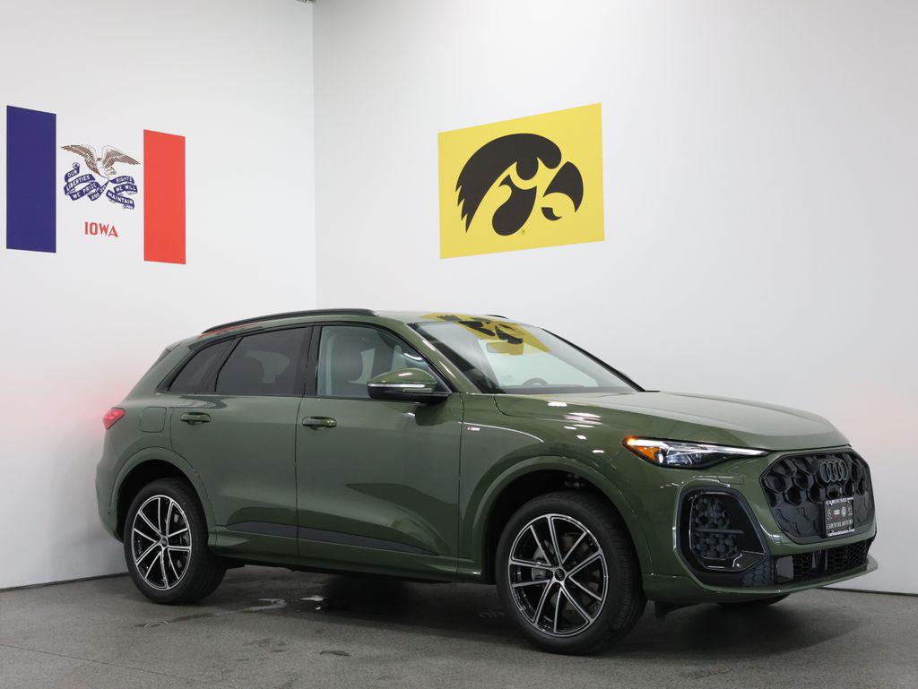 2026 Audi Q5 Premium Plus quattro's photo