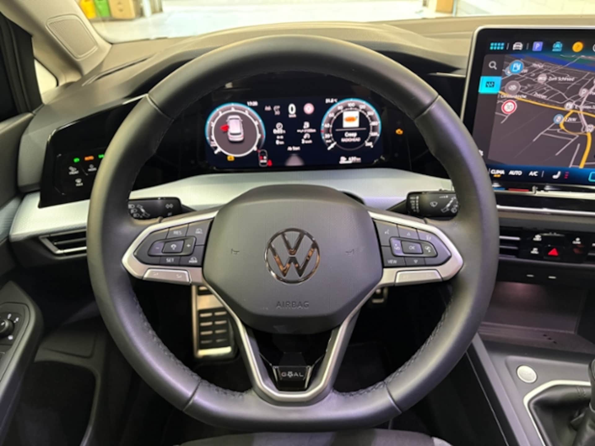 Volkswagen Golf Life