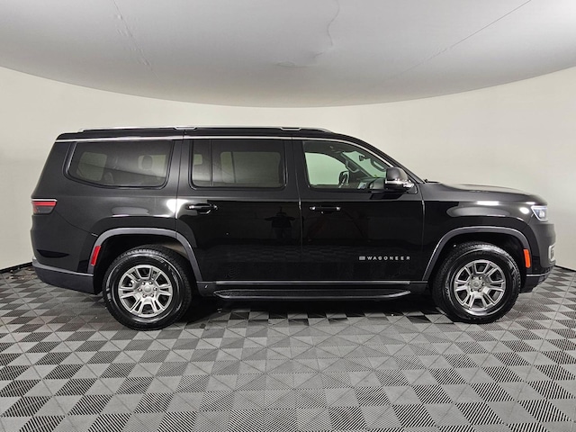 2022 Jeep Wagoneer