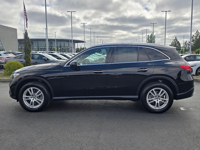 2025 Mercedes-Benz GLC 300