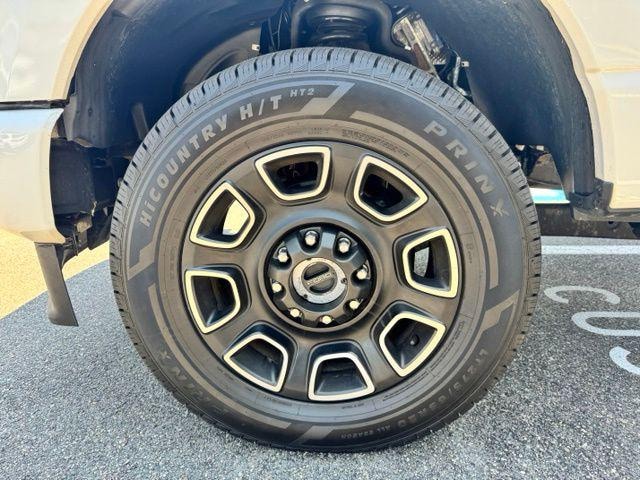 2023 Ford F-350 Super Duty Platinum - Photo 24