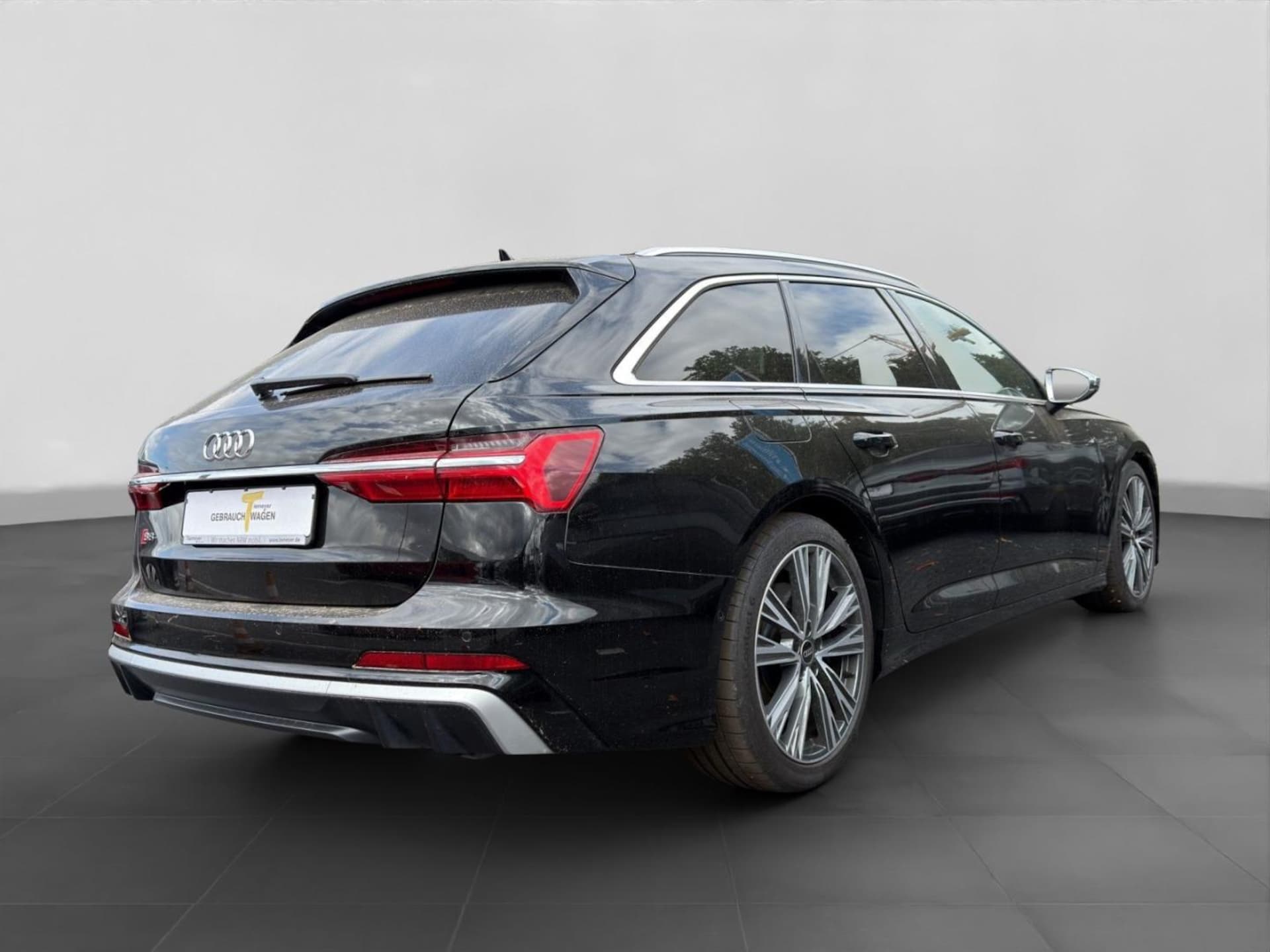 Audi S6 Avant
