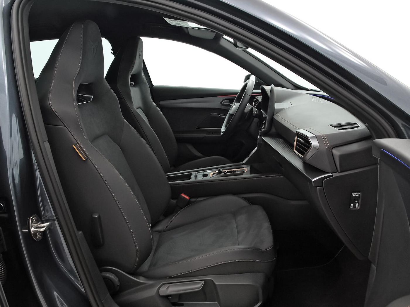CUPRA Formentor 1.5 TSI e-Hybrid VZ DSG 200 kW (272 CV) — photo 5