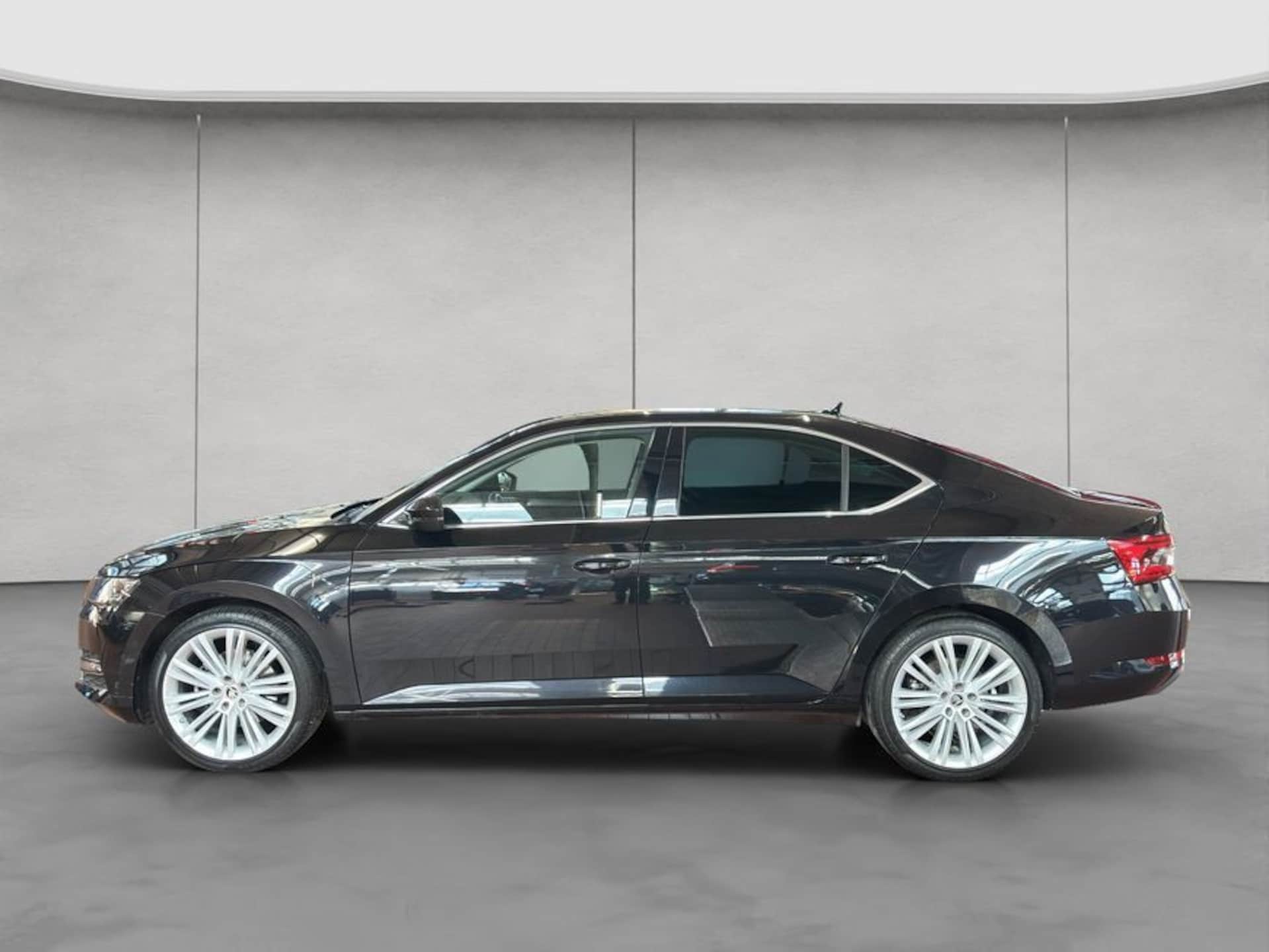 Skoda Superb Style