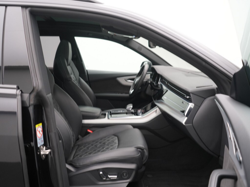 Image about Audi SQ8 TDI quattro tiptronic