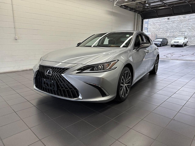 2024 Lexus ES 300h