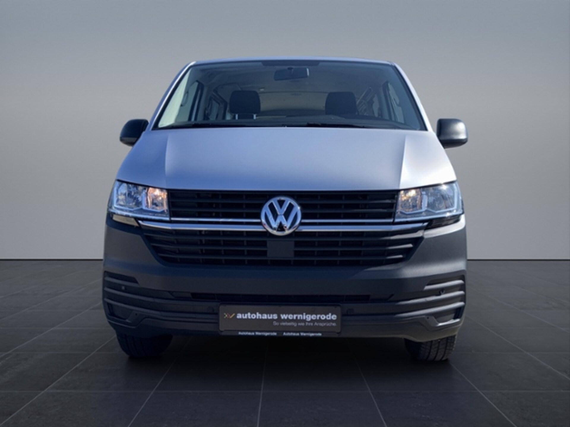 Volkswagen T6.1 Transporter Kombi langer Radstand