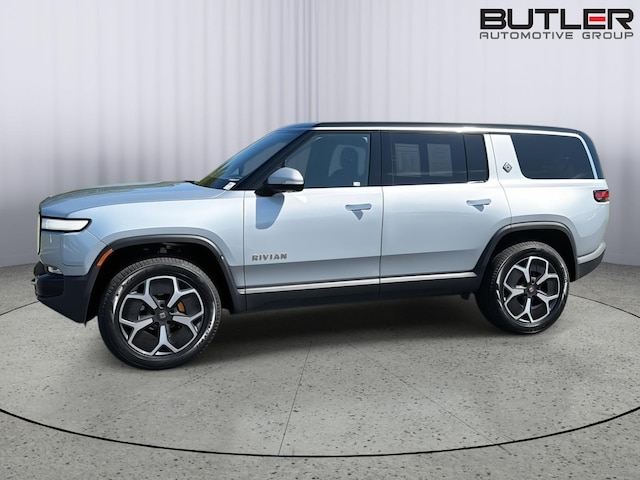 2024 Rivian R1S