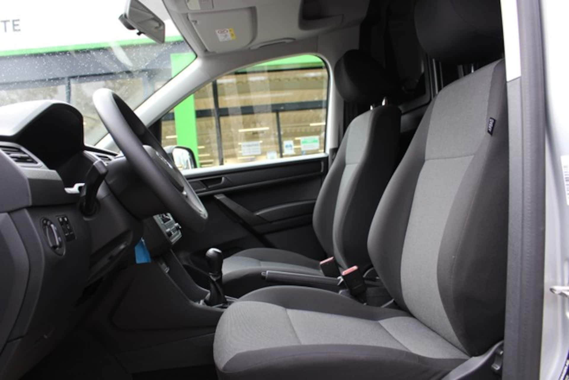 Volkswagen Caddy Maxi Kasten Basis-Modell