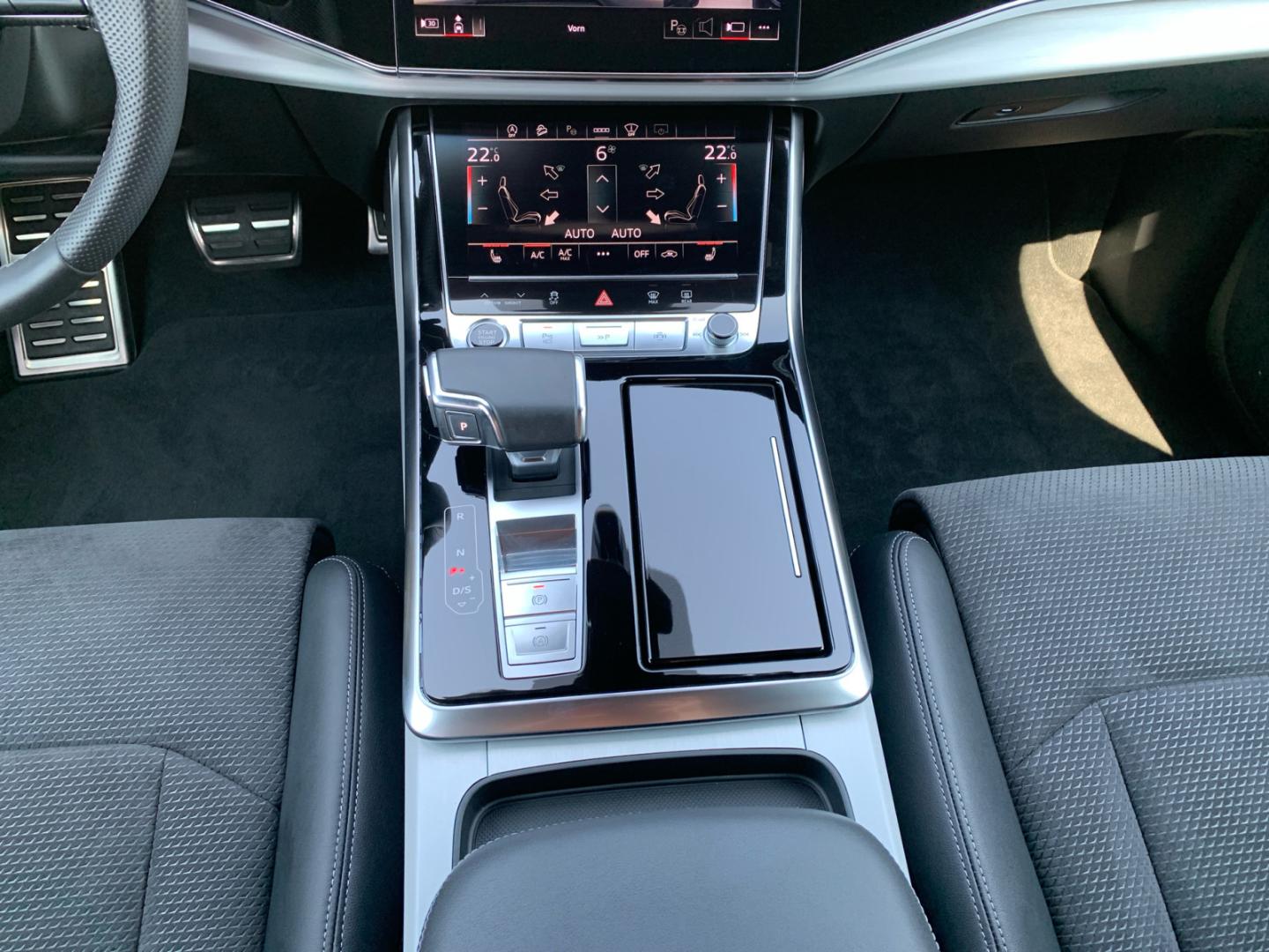 Image about Audi Q7 45 TDI quattro tiptronic