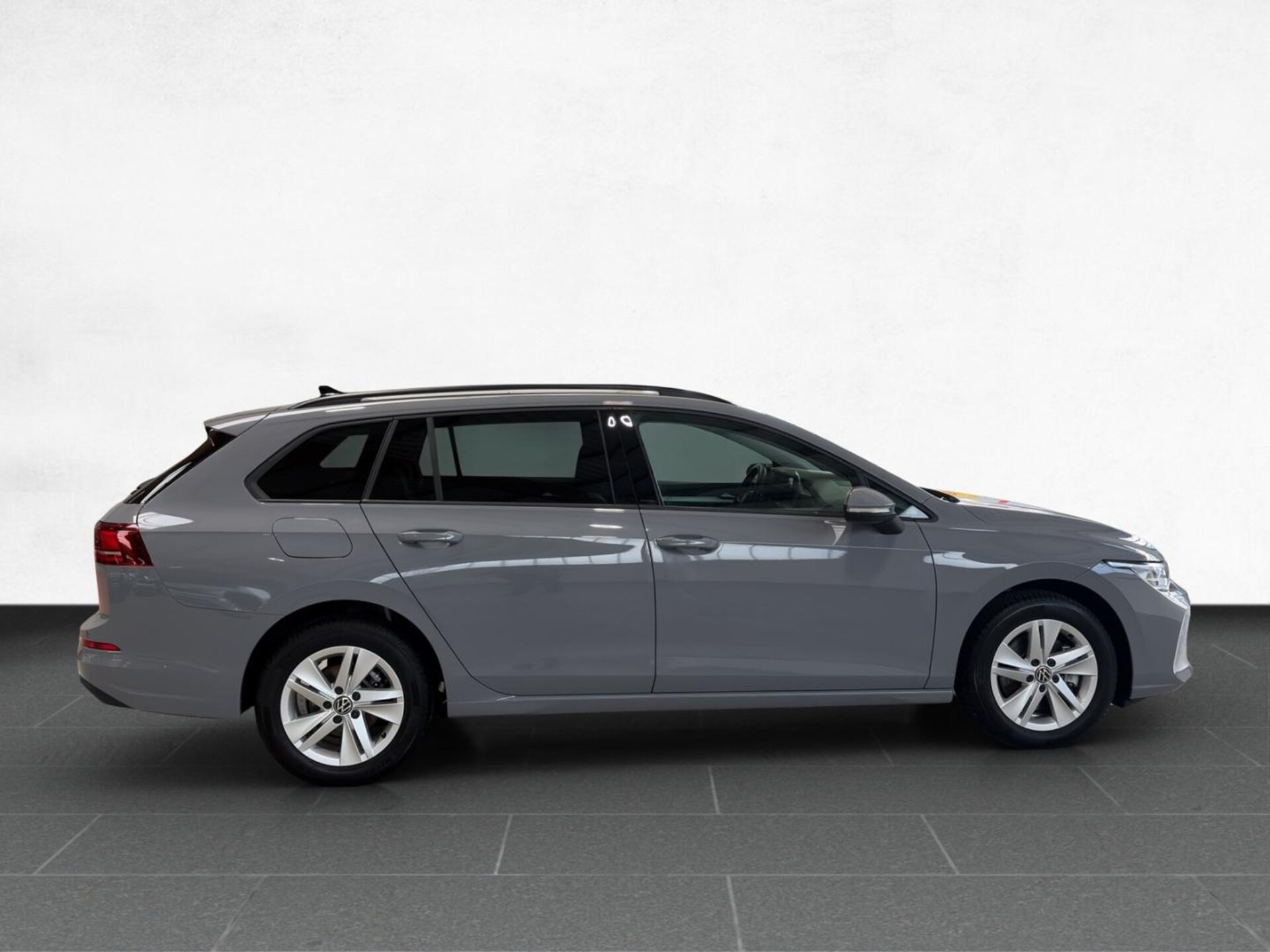 Volkswagen Golf Variant Life