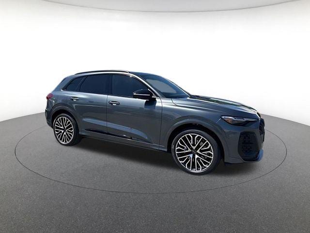 2026 Audi SQ5 Premium Plus quattro's photo