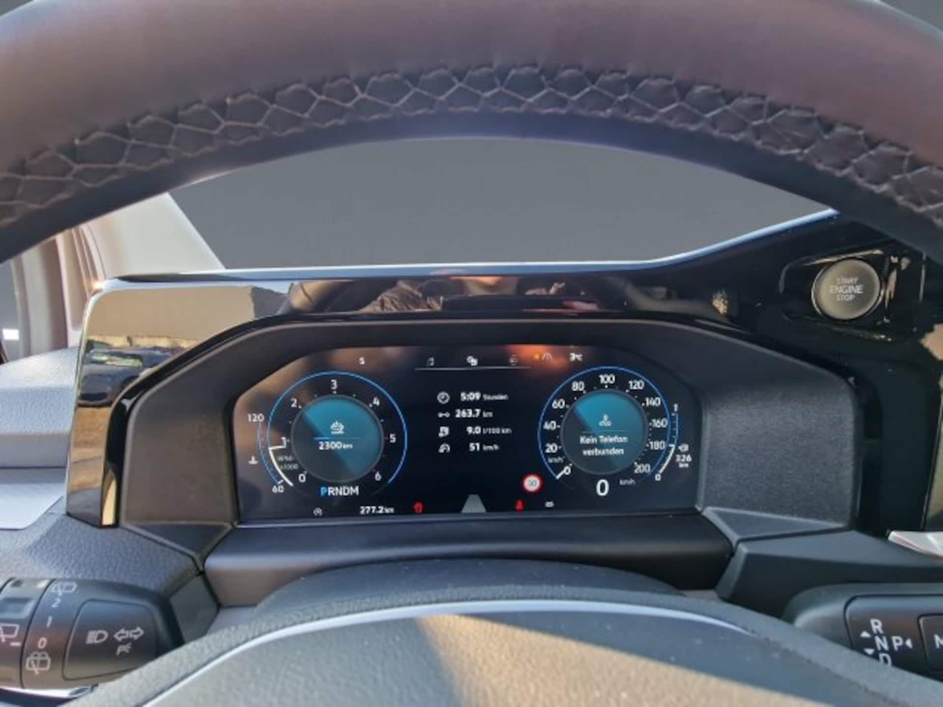 Volkswagen Caravelle langer Radstand Style