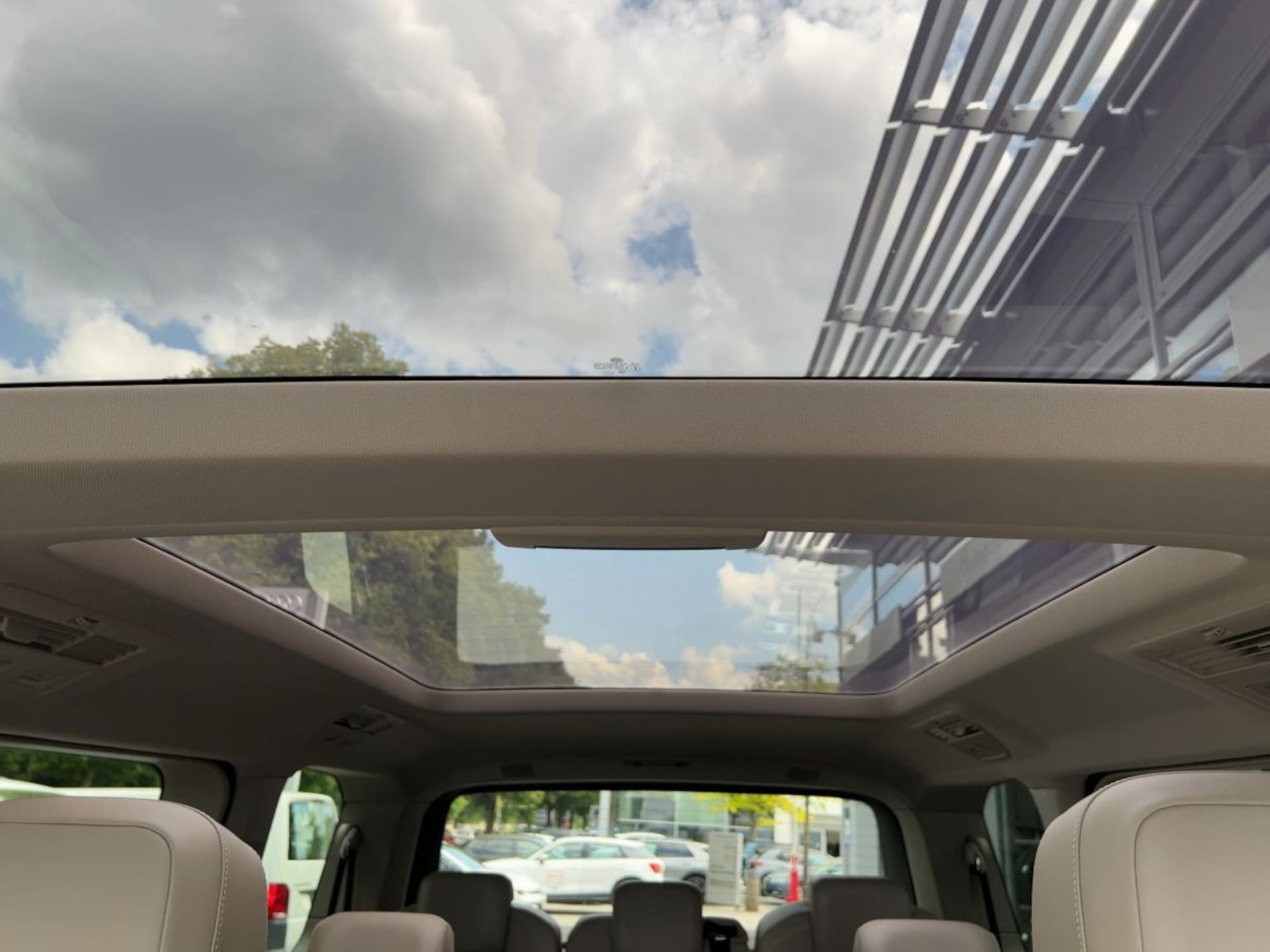 Volkswagen Multivan Style