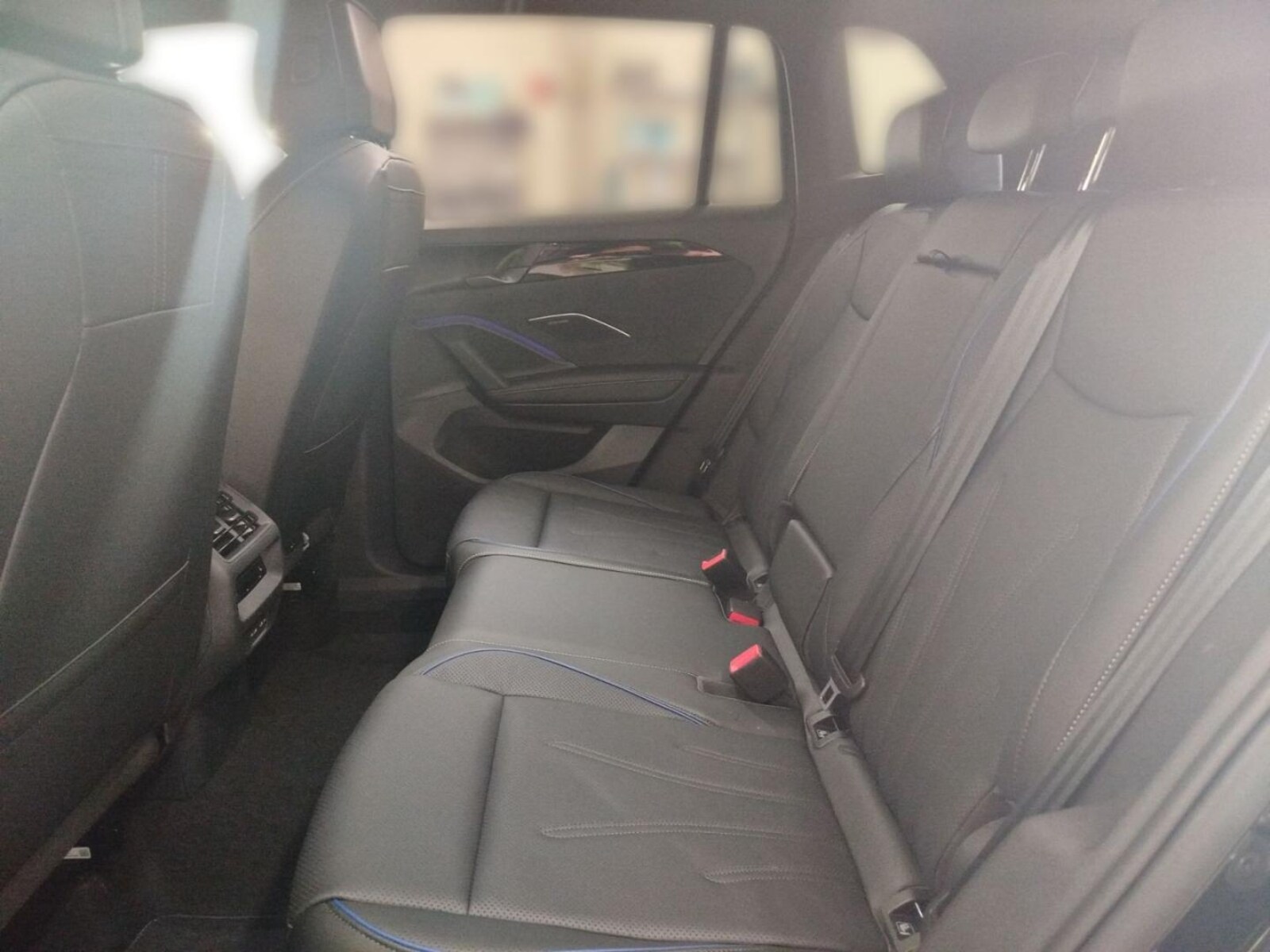 Volkswagen Tiguan – Bild 10