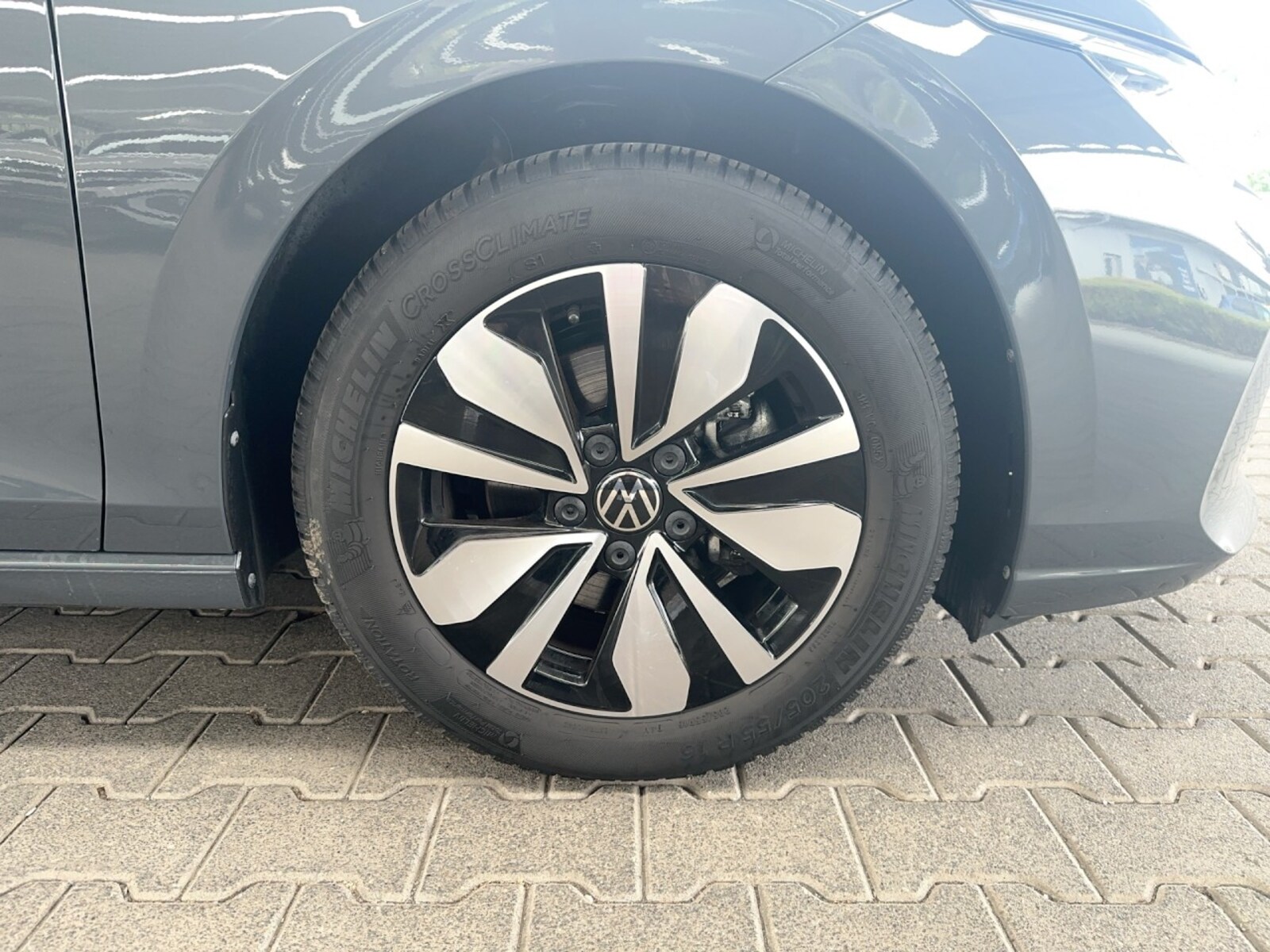 Volkswagen Golf Variant – Bild 8