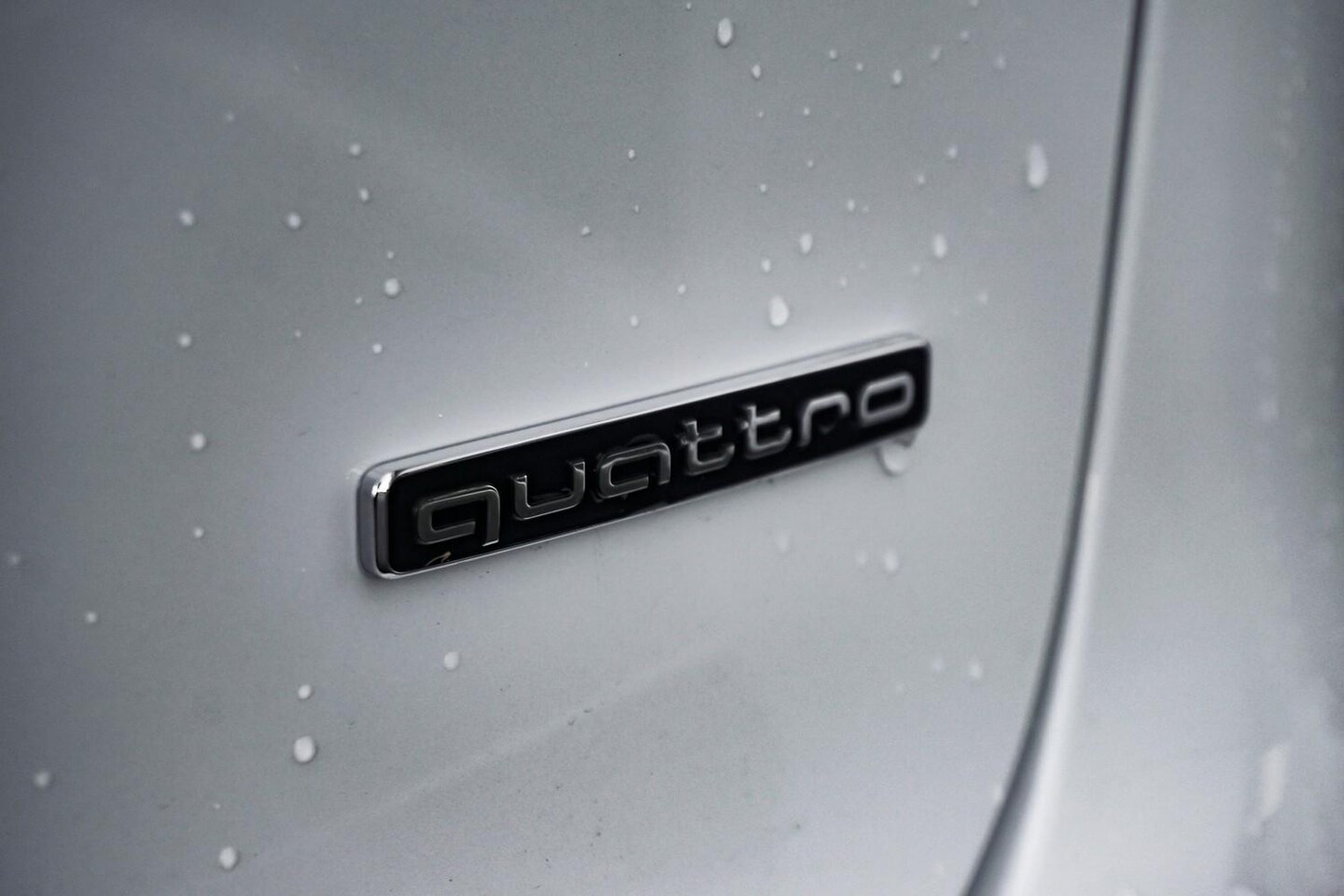 Image about Audi Q6 SUV e-tron e-tron quattro