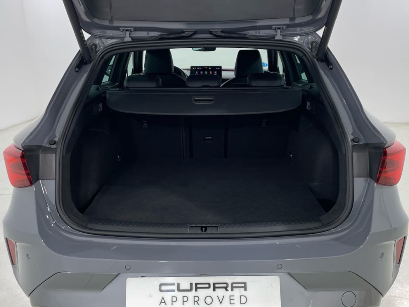 CUPRA Leon Sportstourer 1.5 TSI e-Hybrid DSG 150 kW (204 CV) — photo 8