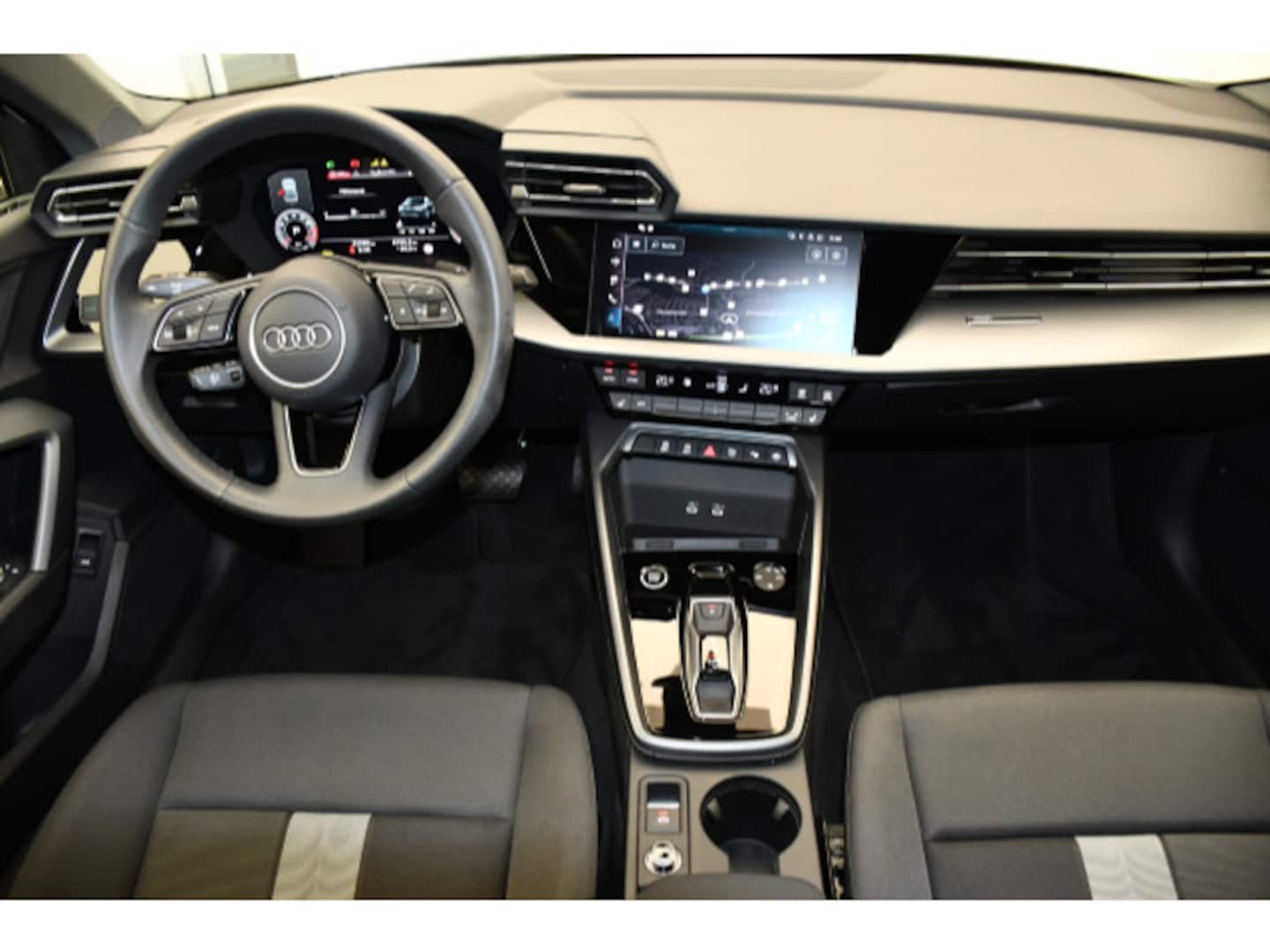 Bild über Audi A3 Limousine advanced 35 TFSI S tronic - für weitere Informationen kontaktieren Sie den Audi Partner
