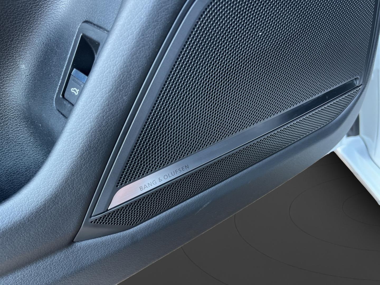 Bild über Audi A6 Avant advanced 45 TFSI quattro S tronic - für weitere Informationen kontaktieren Sie den Audi Partner