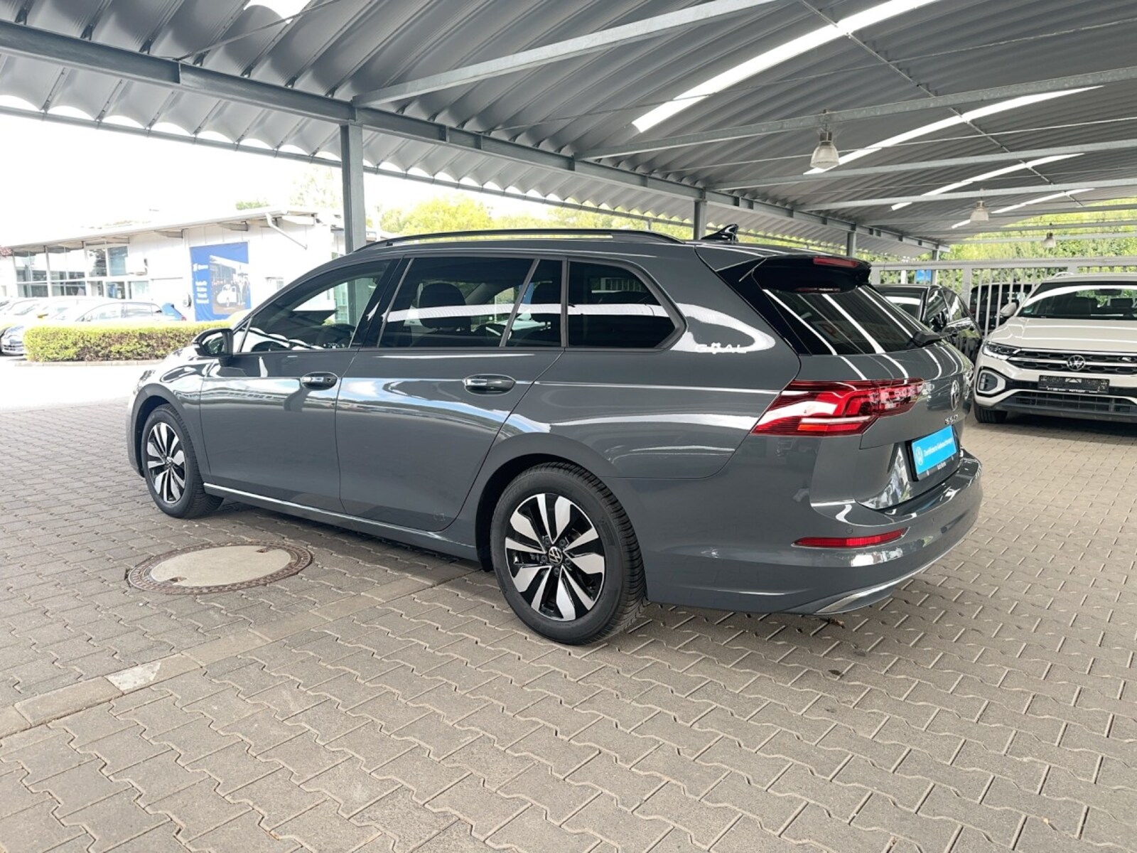 Volkswagen Golf Variant – Bild 3