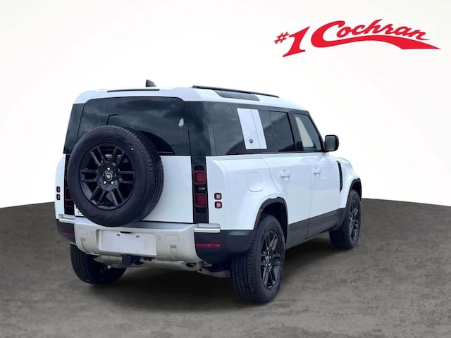 2024 Land Rover Defender S - Photo 10
