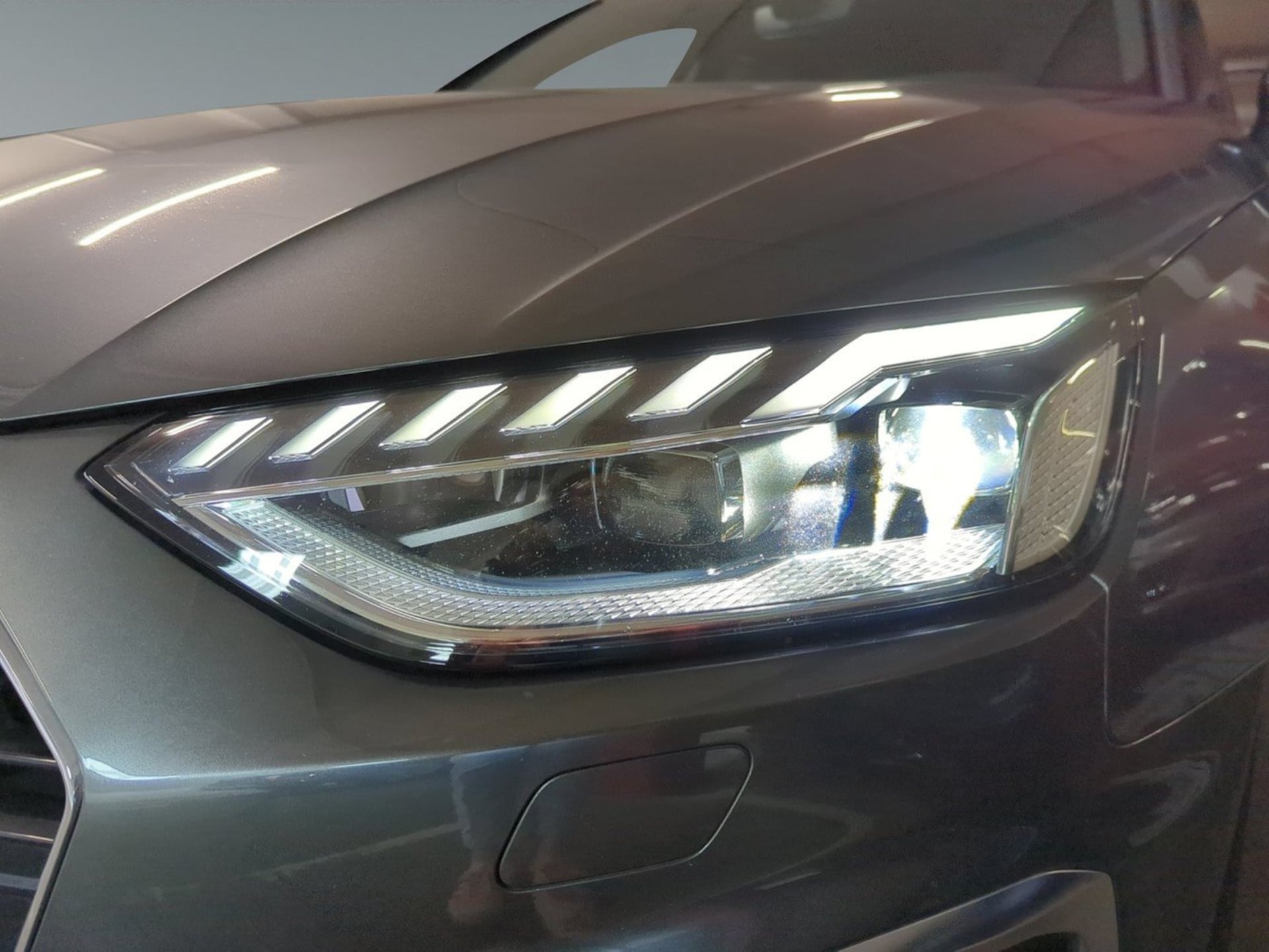 Audi A4 Avant S line