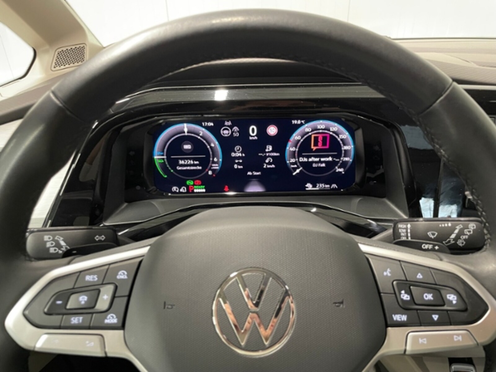 Volkswagen Multivan Langversion – Bild 14