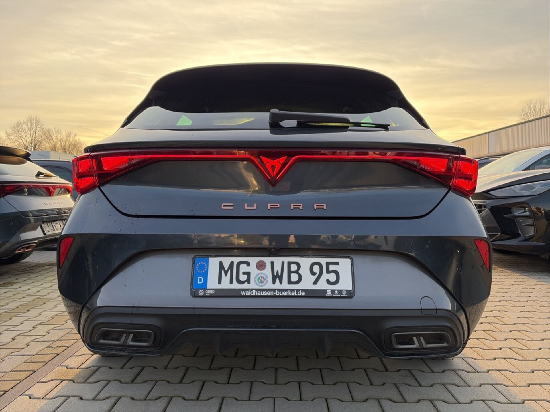 CUPRA Leon