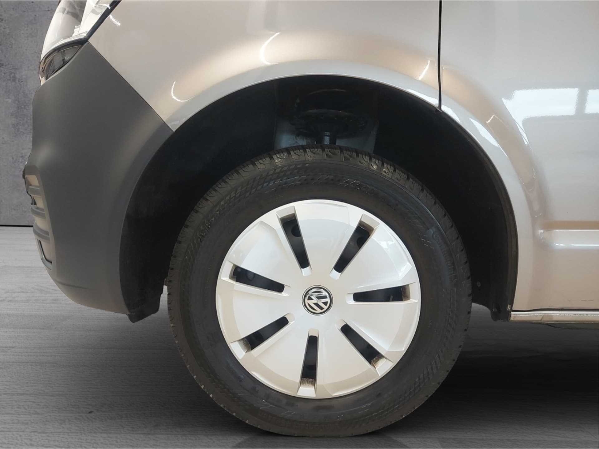 Volkswagen T6.1 Transporter Kombi kurzer Radstand