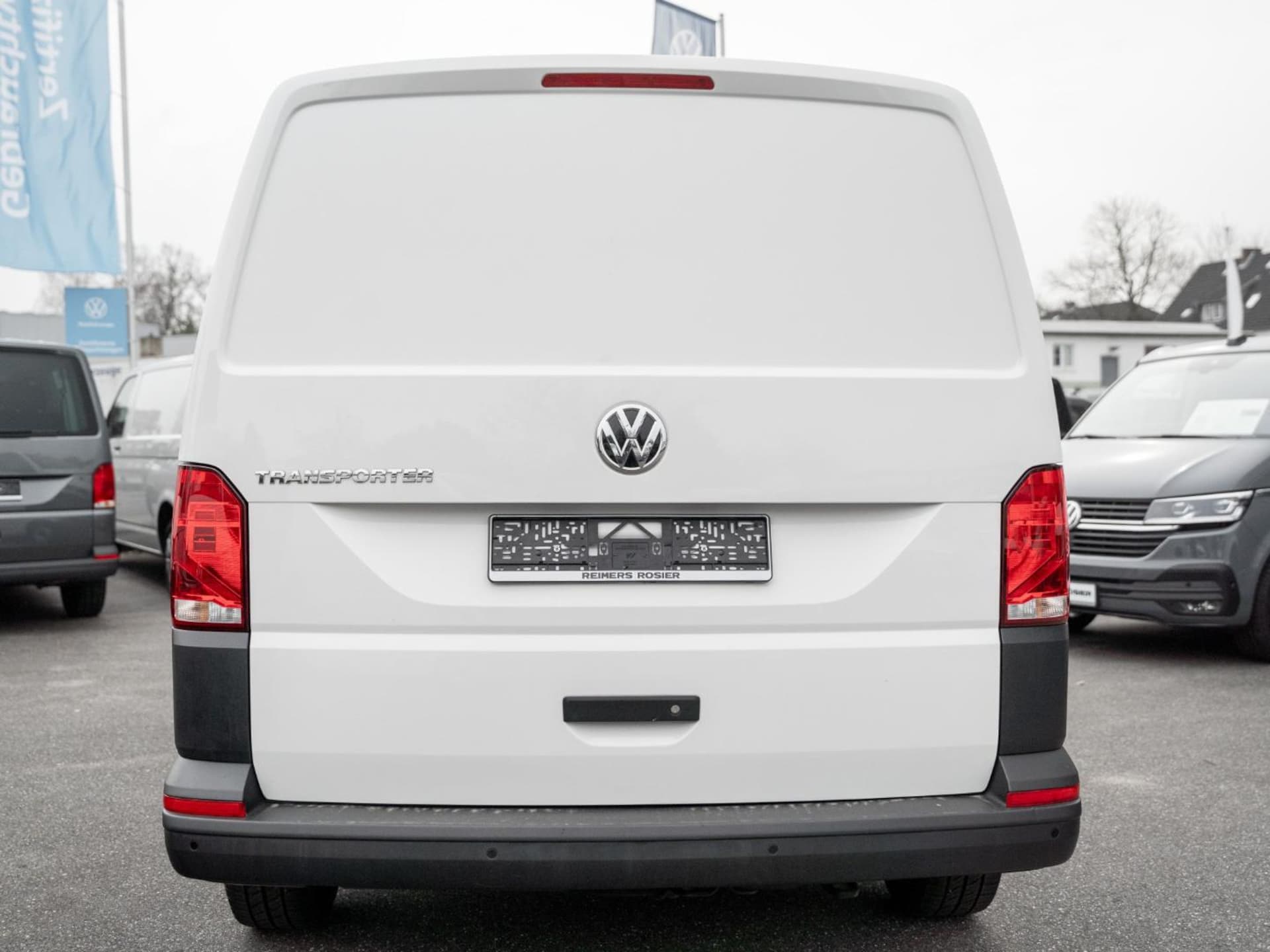 Volkswagen T6.1 Transporter Kasten langer Radstand
