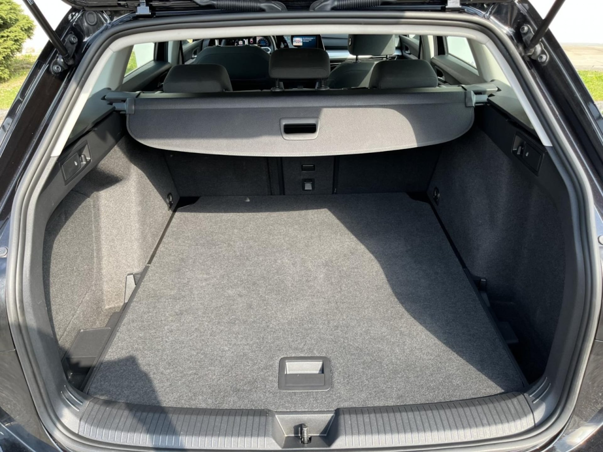 Volkswagen Golf Variant Life