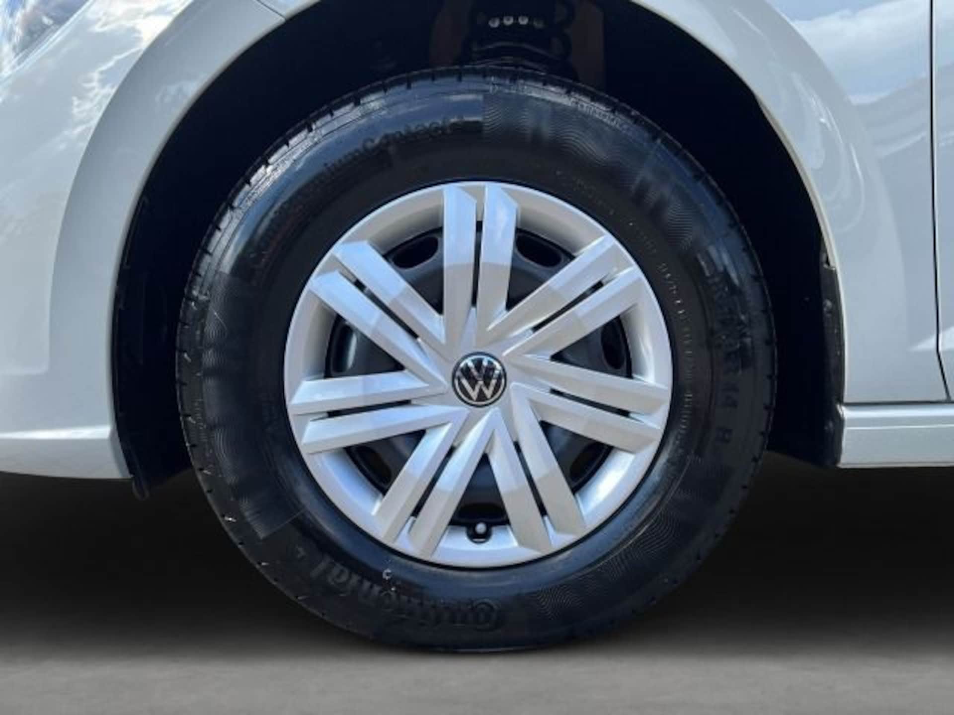 Volkswagen Polo Basis-Modell