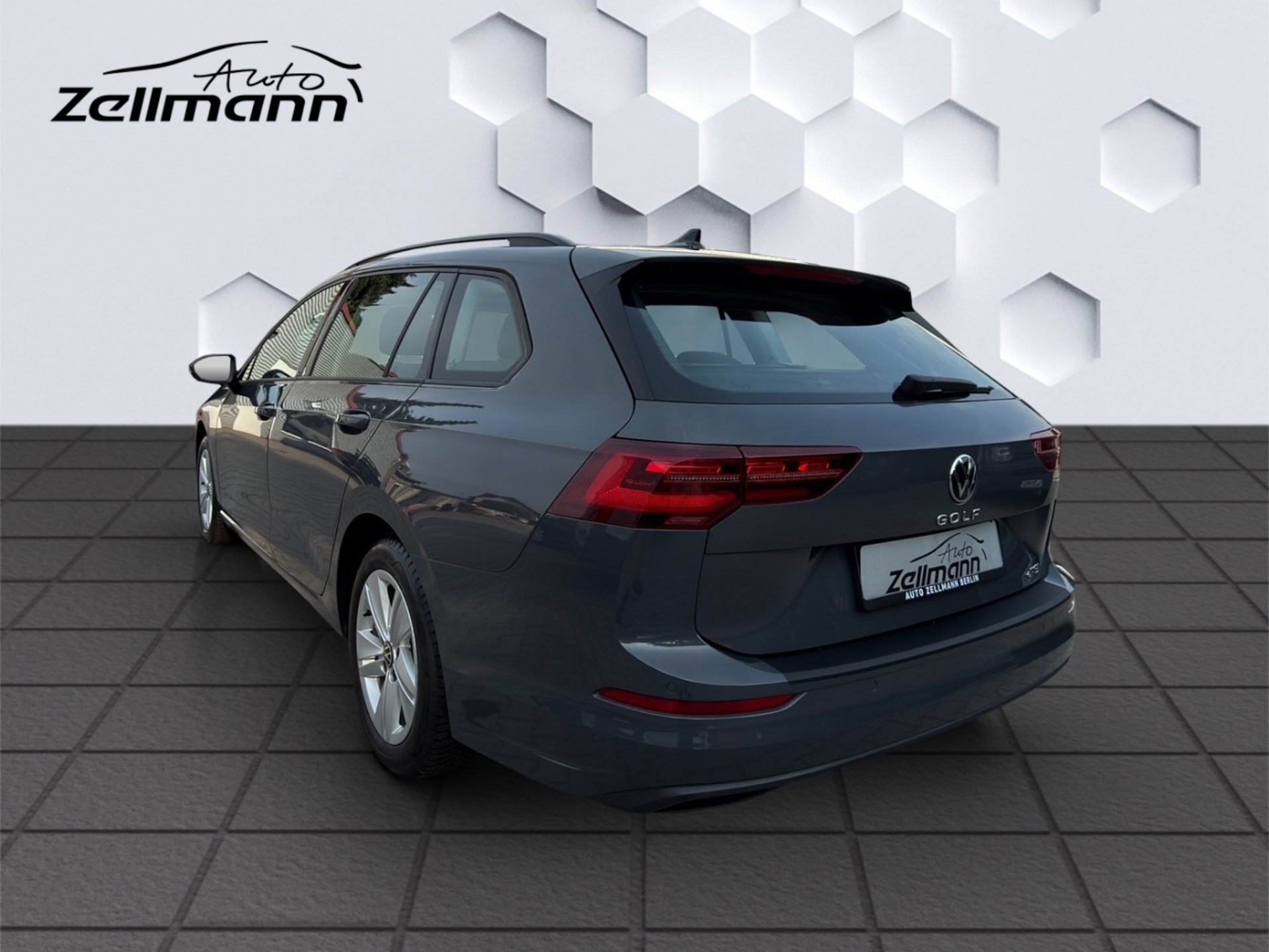 Volkswagen Golf Variant Life