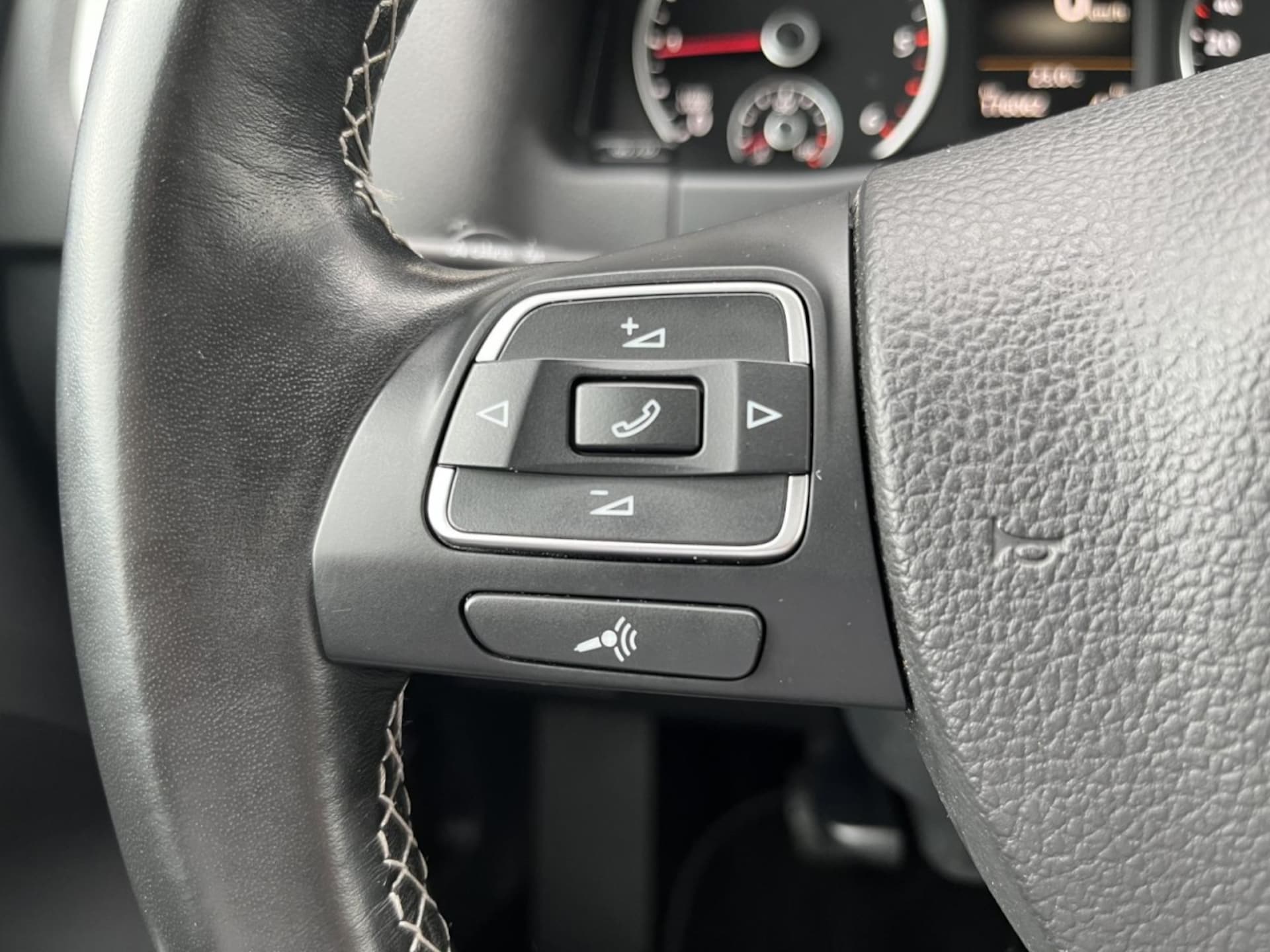 Volkswagen Tiguan LOUNGE Sport & Style
